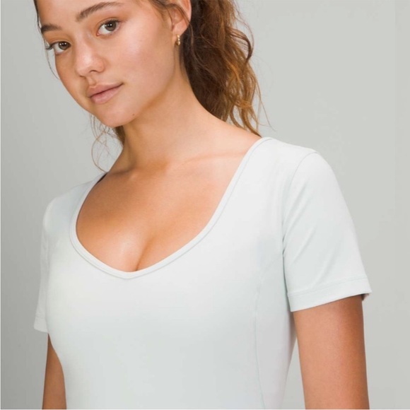 Lululemon Align T-Shirt - Picture 4 of 7